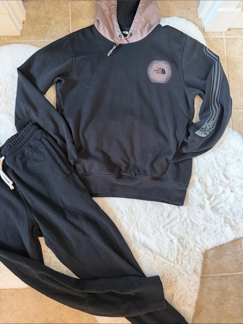 The North Face Hoodie & Jogger Sweatsuit Set Black Taupe Two Piece